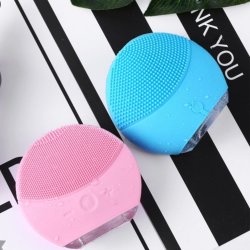 Vibrerende silicone ansigtsbrste